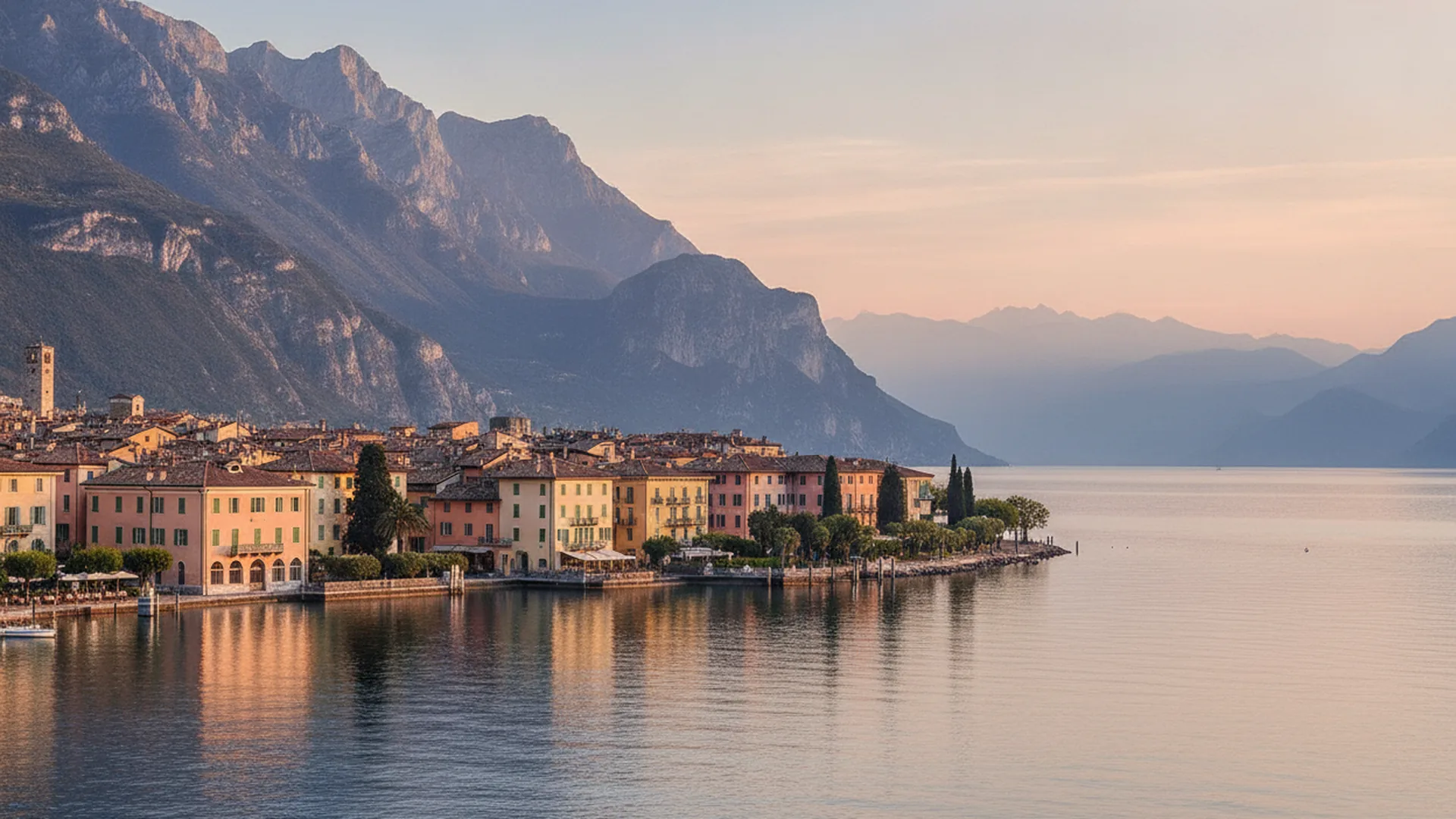 Riva del Garda Centro Storico — Riva del Garda (Trentino-Alto Adige)